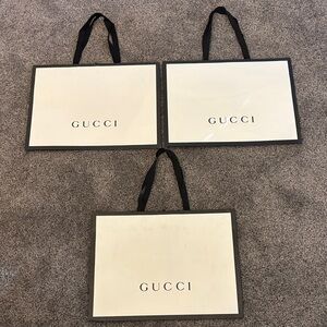 Gucci White and Black Shopping Bags Trio